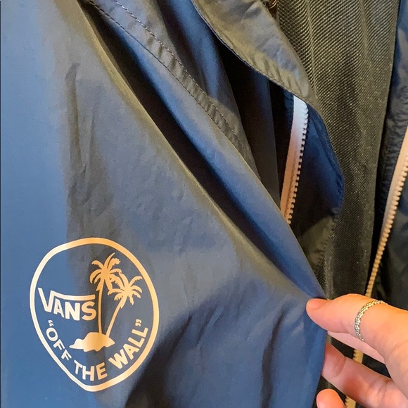 Rain coat - Picture 3 of 3